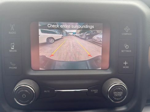 Used 2021 Jeep Gladiator Sport AWD/4WD image 13