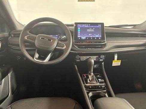 New 2026 Jeep Compass Trailhawk image 28