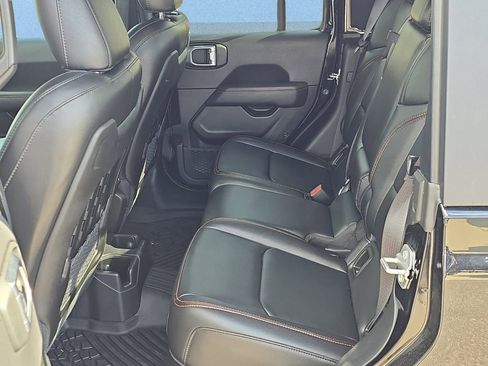 Used 2022 Jeep Gladiator Mojave w/ Trailer Tow Package image 11