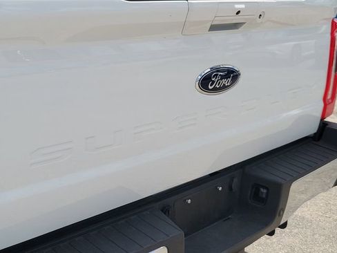 Certified 2026 Ford F250 Lariat AWD/4WD image 7