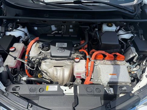 Used 2016 Toyota RAV4 XLE AWD/4WD image 17