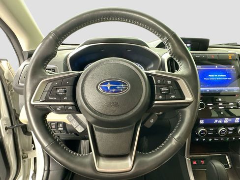Used 2019 Subaru Ascent Touring w/ Popular Package #2 image 12