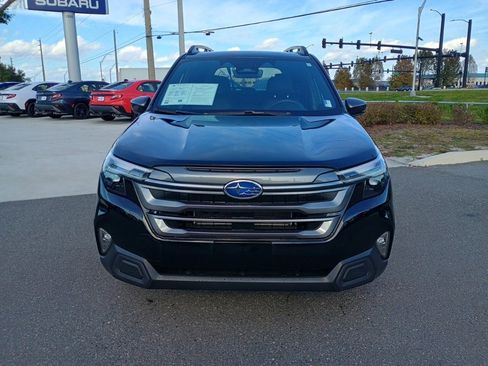 Certified 2025 Subaru Forester Limited image 2