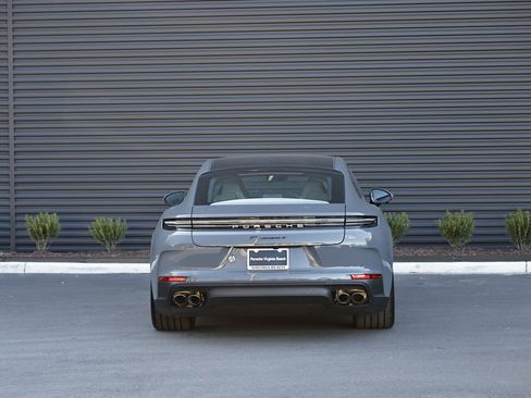 New 2026 Porsche Panamera 4 image 6