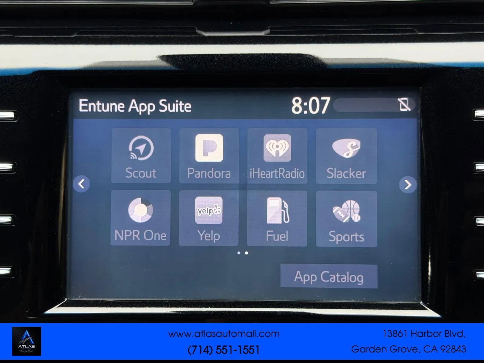 Used 2018 Toyota Camry SE w/ Moonroof Package FWD image 38