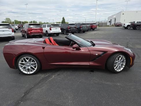 Used 2019 Chevrolet Corvette Stingray Convertible w/ 2LT Preferred Equipment Group RWD image 21