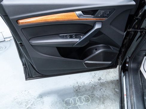 Used 2022 Audi Q5 2.0T Premium Plus image 16