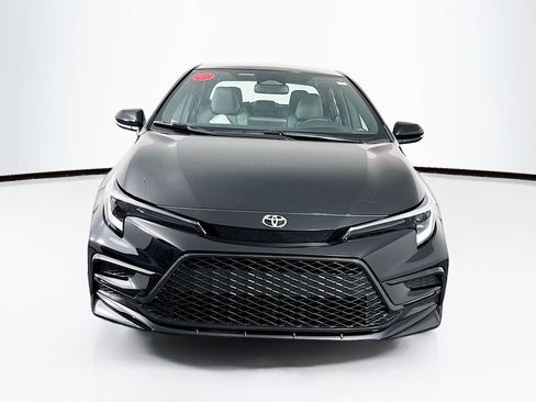 New 2026 Toyota Corolla SE image 2