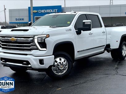 New 2025 Chevrolet Silverado 3500 High Country w/ Technology Package