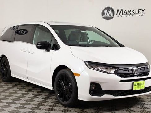 Certified 2025 Honda Odyssey Sport-L image 1