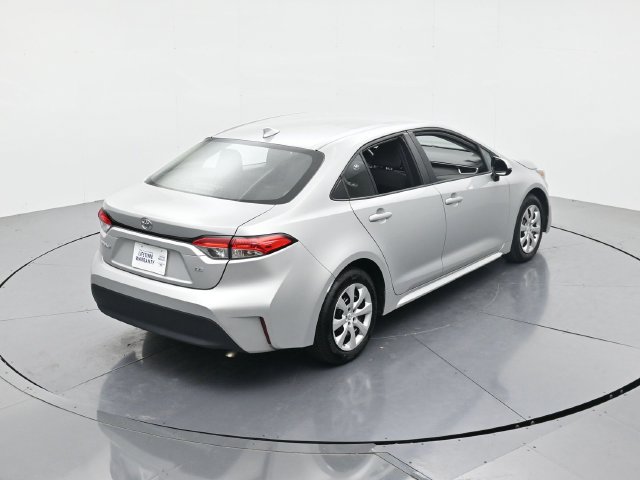 Used 2024 Toyota Corolla LE FWD image 41