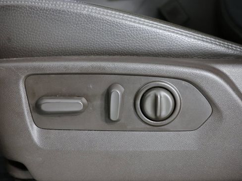 Used 2021 GMC Sierra 3500 Denali w/ Denali Ultimate Package image 26