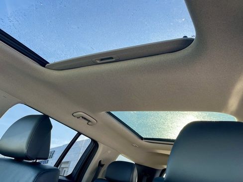 Used 2024 Hyundai Santa Fe Limited image 4