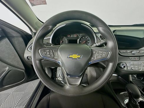 Used 2023 Chevrolet Malibu LT image 31