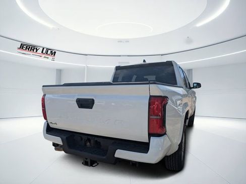 Used 2024 Toyota Tacoma SR5 image 3