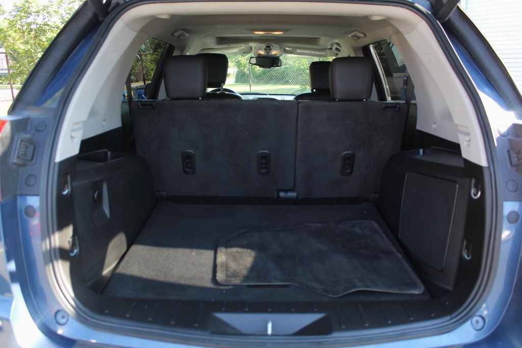 Used 2017 GMC Terrain SLT w/ Open Road Package AWD/4WD image 8
