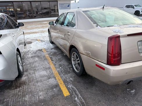 Used 2006 Cadillac STS w/ Preferred Equipment Group image 9