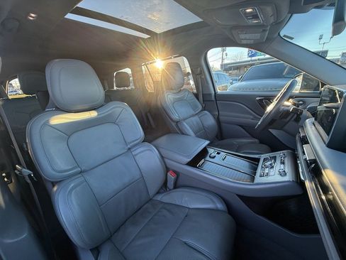 Used 2020 Lincoln Aviator Reserve w/ Equipment Group 202A image 29