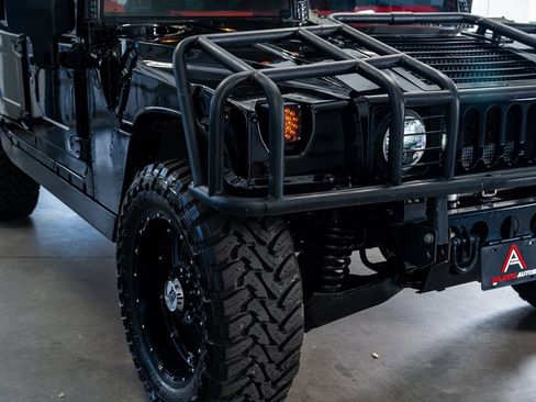 Used 2002 HUMMER H1 4-Door Wagon image 16
