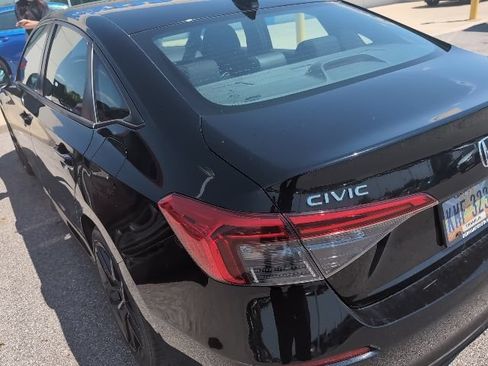 Used 2022 Honda Civic Sport image 5
