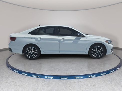 Used 2024 Volkswagen Jetta Sport FWD image 7