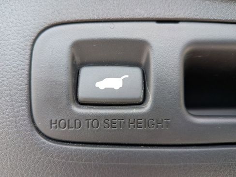 Used 2023 Honda CR-V Sport Touring image 34