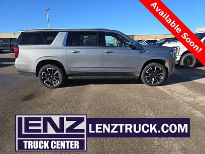 Used 2023 GMC Yukon XL SLT