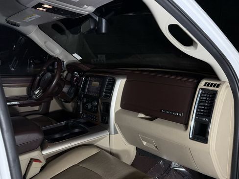 Used 2016 RAM 3500 Laramie w/ Cold Weather Group AWD/4WD image 18