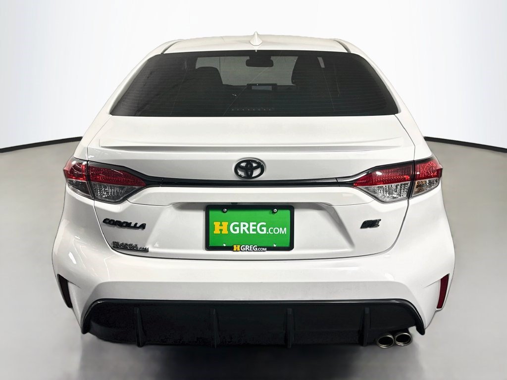 Used 2026 Toyota Corolla SE FWD image 8