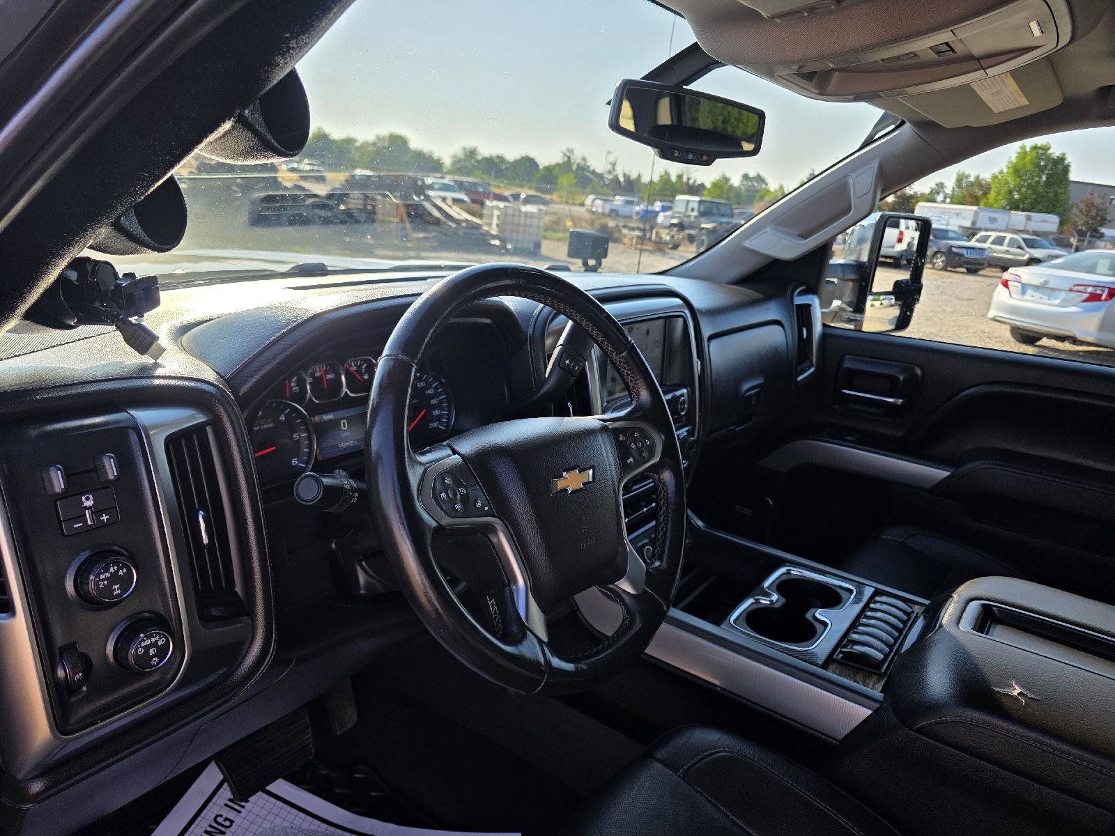 Used 2014 Chevrolet Silverado 1500 LTZ AWD/4WD image 9