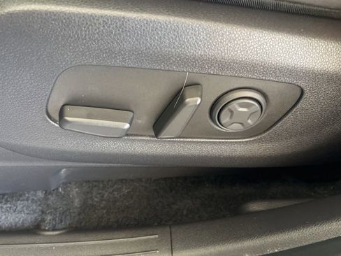 Certified 2024 Kia Carnival SX image 50