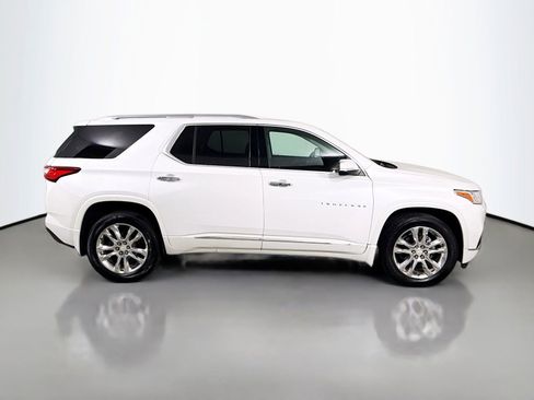 Used 2021 Chevrolet Traverse High Country w/ LPO, Floor Liner Package AWD/4WD image 8