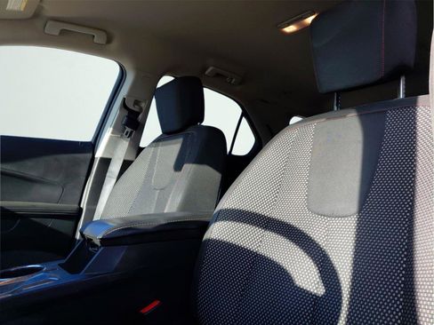 Used 2016 Chevrolet Equinox LT w/ Convenience Package image 9