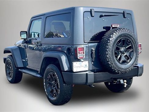 Used 2016 Jeep Wrangler Sport image 4