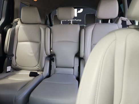 Certified 2025 Honda Odyssey EX-L image 13