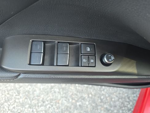 Used 2024 Toyota Camry XSE FWD image 27