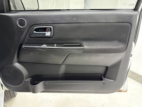 Used 2010 GMC Canyon SLE image 8