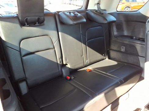 Certified 2023 Nissan Pathfinder SL w/ SL Premium Package AWD/4WD image 13