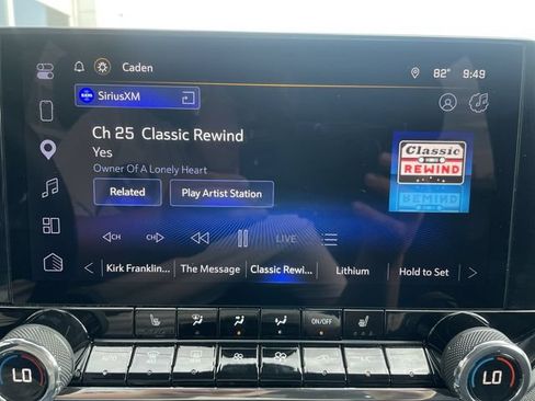 Used 2025 Chevrolet Colorado Trail Boss AWD/4WD image 16