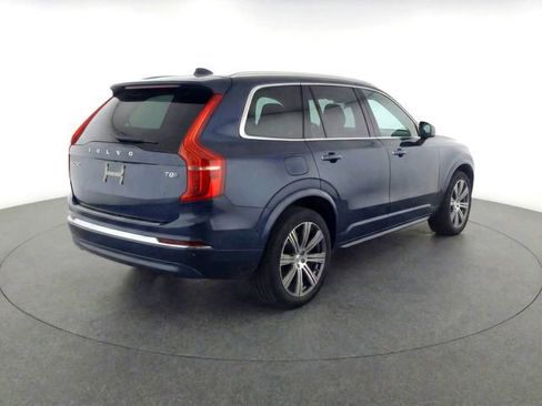 Certified 2025 Volvo XC90 T8 Plus w/ Protection Package Premier image 39