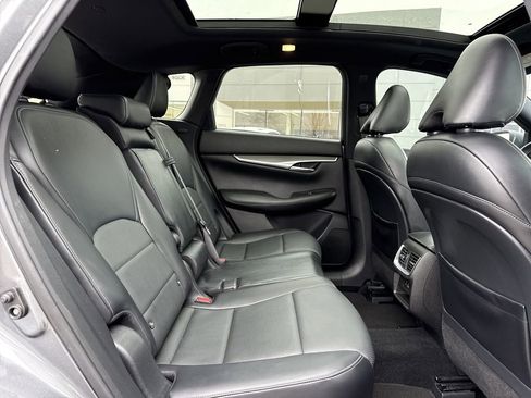 Used 2022 INFINITI QX50 Luxe w/ Appearance Package image 18