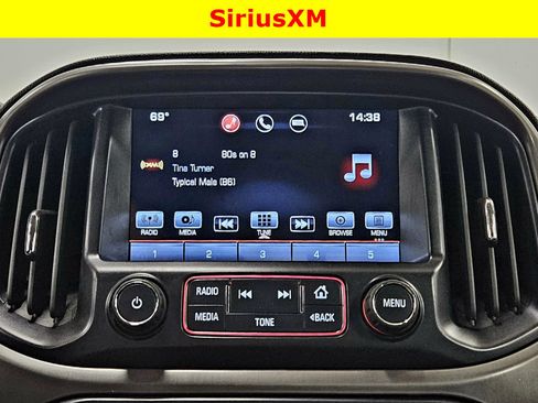 Used 2016 GMC Canyon SLE w/ All Terrain Package image 18