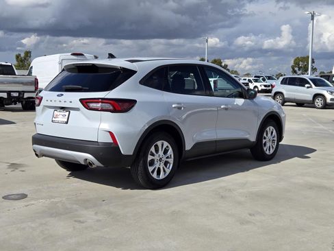 Used 2025 Ford Escape Active w/ Tech Pack #1 image 4