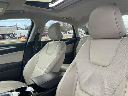 Used 2016 Ford Fusion Titanium image 61