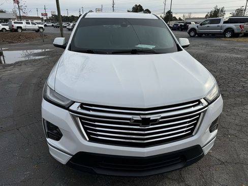 Used 2022 Chevrolet Traverse Premier image 10
