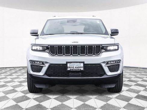 Used 2022 Jeep Grand Cherokee Limited AWD/4WD image 11