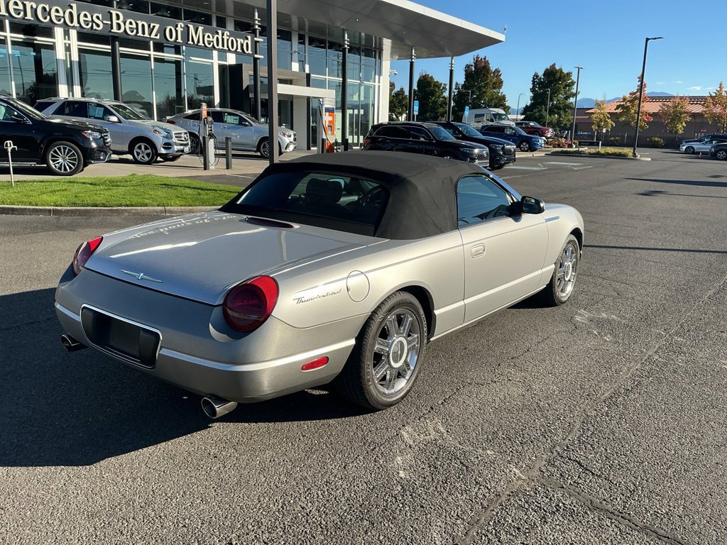 Used 2005 Ford Thunderbird RWD image 6