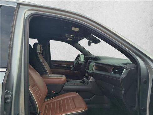 Used 2023 GMC Yukon XL Denali Ultimate image 22
