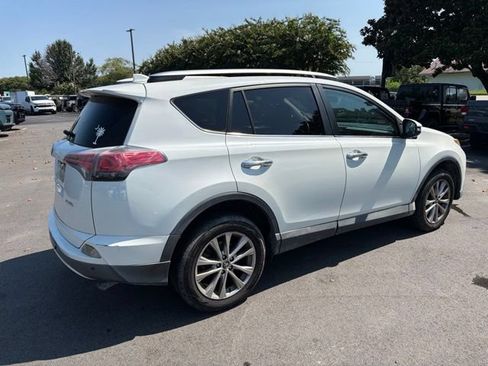 Used 2016 Toyota RAV4 Limited FWD image 4