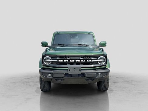 Used 2024 Ford Bronco Outer Banks AWD/4WD image 9